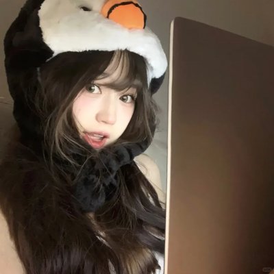窃窃私语